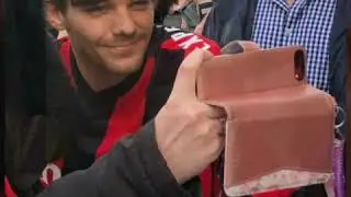 Louis arriving at the BBC studios