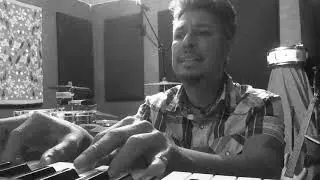 EDGAR CHAVEZ      AMORCITO CORAZON         (COVER)  M.ESPERON/P DE URDIMALAS