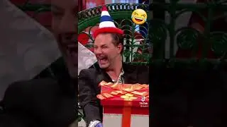 😂