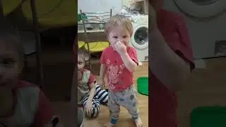 Еда для собаки оказалось не по вкусу детям #shorts