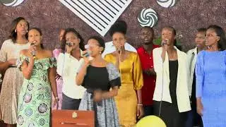 Umwami ni Mwiza Pe!// by True promises//James&Daniella sung by Glory of God
