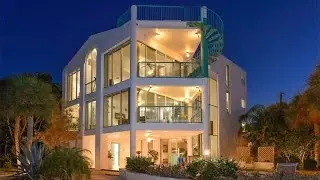 Unique Art Deco-Style Home in Venice, Florida