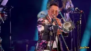 EN BARRANQUILLA ME QUEDO  - ALBERTO BARROS (Auditorio Nacional Vol1)