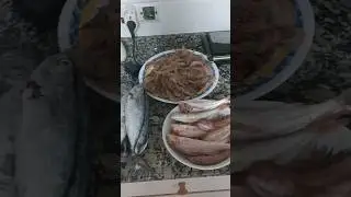 Где купить свежую рыбу в Валенсии недорого...