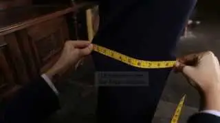 How to Measure the Knee for a Custom Suit