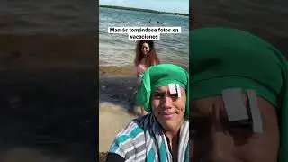 Mamás tomándose fotos en vacaciones