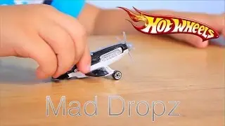 Самолет Hot Wheels - Mad Dropz