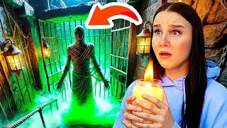 3 UHR NACHTS: Das Hexenhaus ist nicht leer… 😰🕯️- Celina