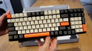 Unboxing the K3 RGB Wired Mechanical Backlight Keyboard - Grey Orange - Red Switch