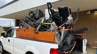 Curbside Scavenging 