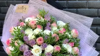 65 роз в оформлении