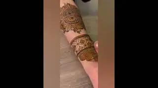 Beautiful henna designs#henna #bridalhenna #mehndi #artist #hennartist #indianwedding #hennatattoo