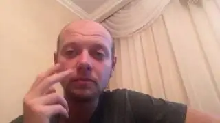 Випадок на тролейбусній зупинці у Львові! Случай на троллейбусной остановке во Львове!