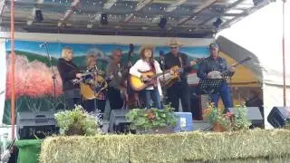 Bree and the Crackers - Deep In the Valley - Summerland Bluegrass Festival 2016