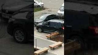 Восточное Бутово Парковка на тротурах и лавочках