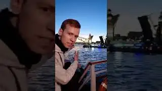Разводные мосты - виды с Невы