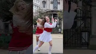 LOONA 1/3 - 'LOVE & LIVE' OUT NOW!! 