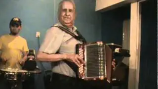 Jose Lorenzo Morales (El Conejito) - Polka La Avioneta (de su autoria)