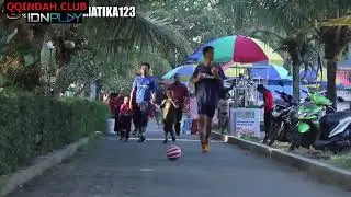 Video Kocak -- Prank bola pasir 😂😂😂😄
