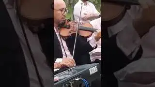 تجربة الصوت من خلال مقطع صغير لمقدمة أغنية 