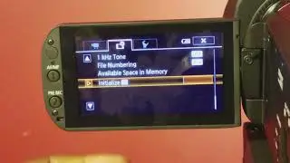 Canon XA-30 - Initializing SD card