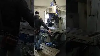 Станок консольно-фрезерный вертикальный ВМ127