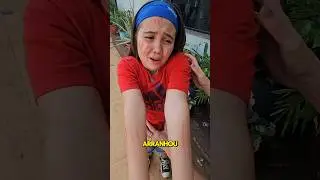 O GATO ARRANHOU MINHA IRMÃ!!! #shorts #figuritaloshorts