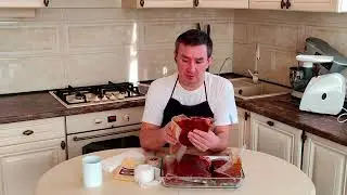Сыровяленая свиная шея.