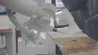 Que tal usinar com Robös?