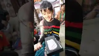 iPhone ke box me khilona #comedy #funny #trendingshorts #shortsviral