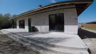 VLOG #9 Оштукатуривание стен дома и установка окон ПВХ