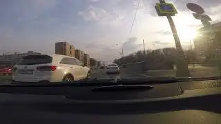 Шашки по Москве как в детстве. гонка bmw vs mercedes