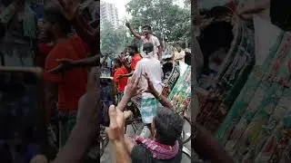 শিক্ষার্থীদের সাথে রিকশাওয়ালা ভাইয়েরা #Rikshwa #studentmovement #Dhaka #bangladesh