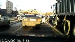 Дерзкое ограбление на Volvo