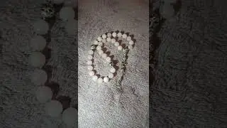 Четки из розового кварца на 30 с моноподвеской с крестом и кистью из металла