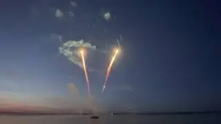 Фейерверк на воде в Тюмени, яхт клуб Адмирал