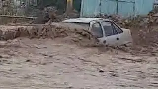 ОШ:БАЗАРДА СЕЛ КЕТТИ 😳АДАМ АГЫП КЕТТИ ЖАНДЫКТАР.АКБУУРАДАН АШЫП СЕЛ 😳