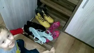 MONTANDO UM BRECHÓ  COM OS SAPATOS DA MAMÃE!!!