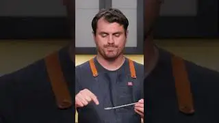 Bartender teaches how to use a barspoon correctly