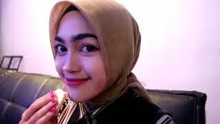 Cewek British Syariah