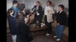 Nje Buqete Buzeqeshje 1992 (Humor)