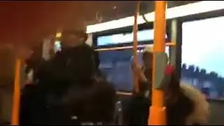 Funny pakistani aunty fight with foriegner 😂🤣😅