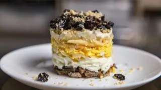 Салат со шпротами и черносливом |  Рецепт