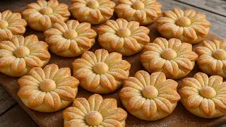 Flower Buns in 20 Minutes - Everyone squeals with pleasure! They melt in your mouth!
