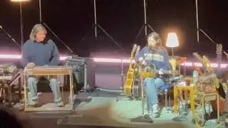 2024-10-25 Lizzy McAlpine - “Doomsday” Live at Hammersmith Apollo