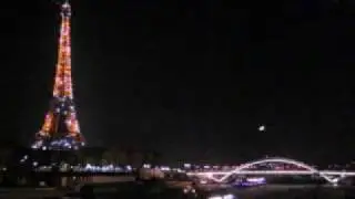 Eiffel Tower sparkling