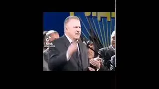 Жирик зигует