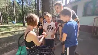 ЮНЫЕ ФУТБОЛИСТЫ НЕОБЫЧНО ПОЗДРАВИЛИ ВОЖАТУЮ С ДНЕМ РОЖДЕНИЯ. ДОЛ ИСКРА 4 СМЕНА 2022 г. ФК ЛОКОМОТИВ
