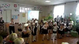 Танец  на День учителя