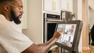 Best Video Monitor in 2024?? | Atomos Sumo 19 Review